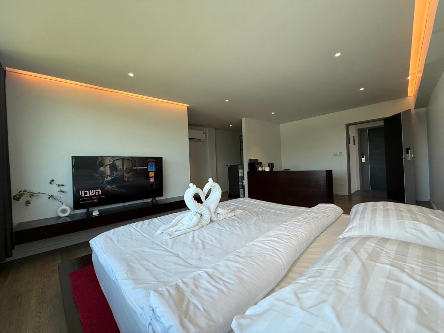 P168 Samui Albergue *