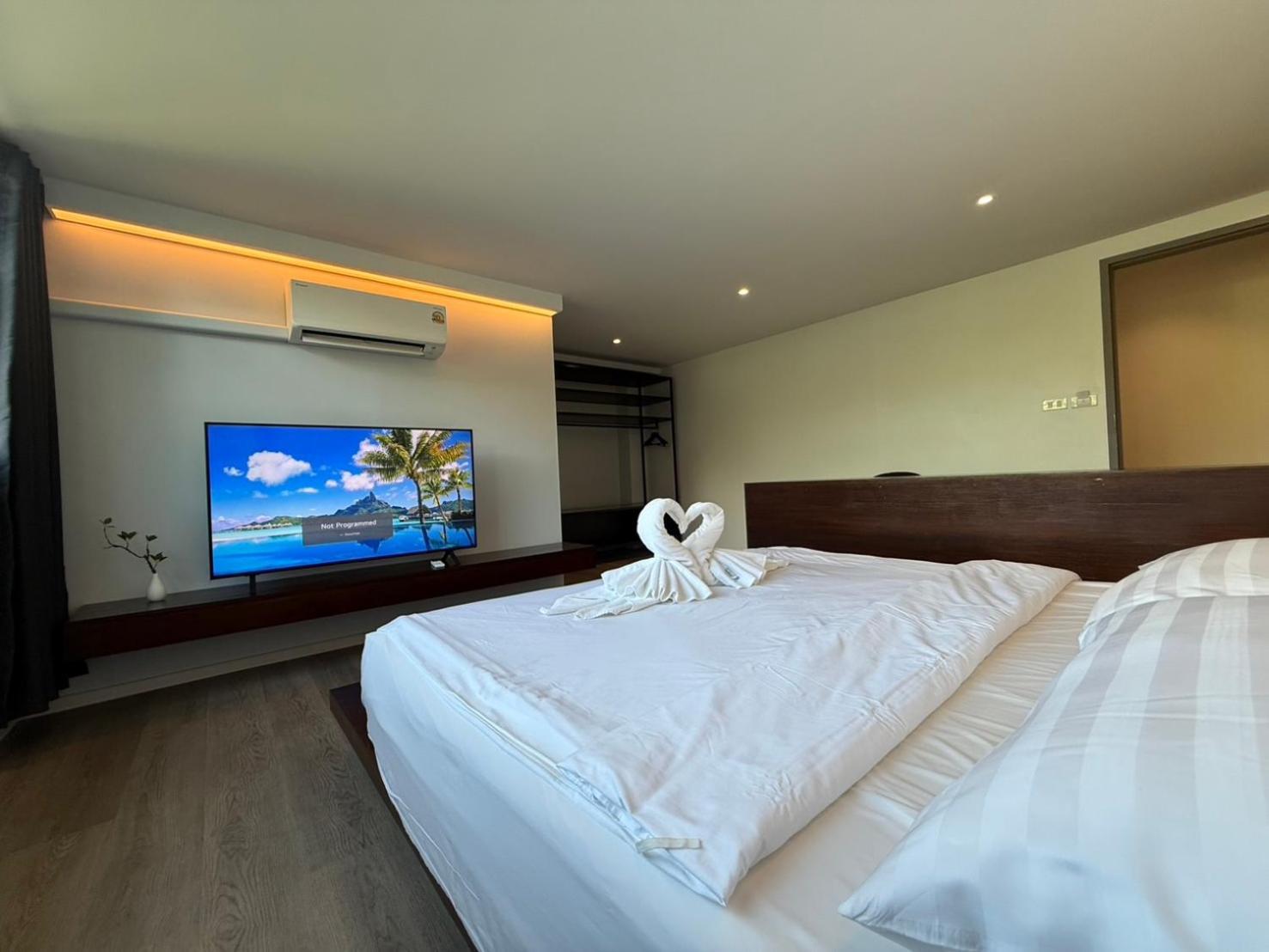P168 Samui Albergue *