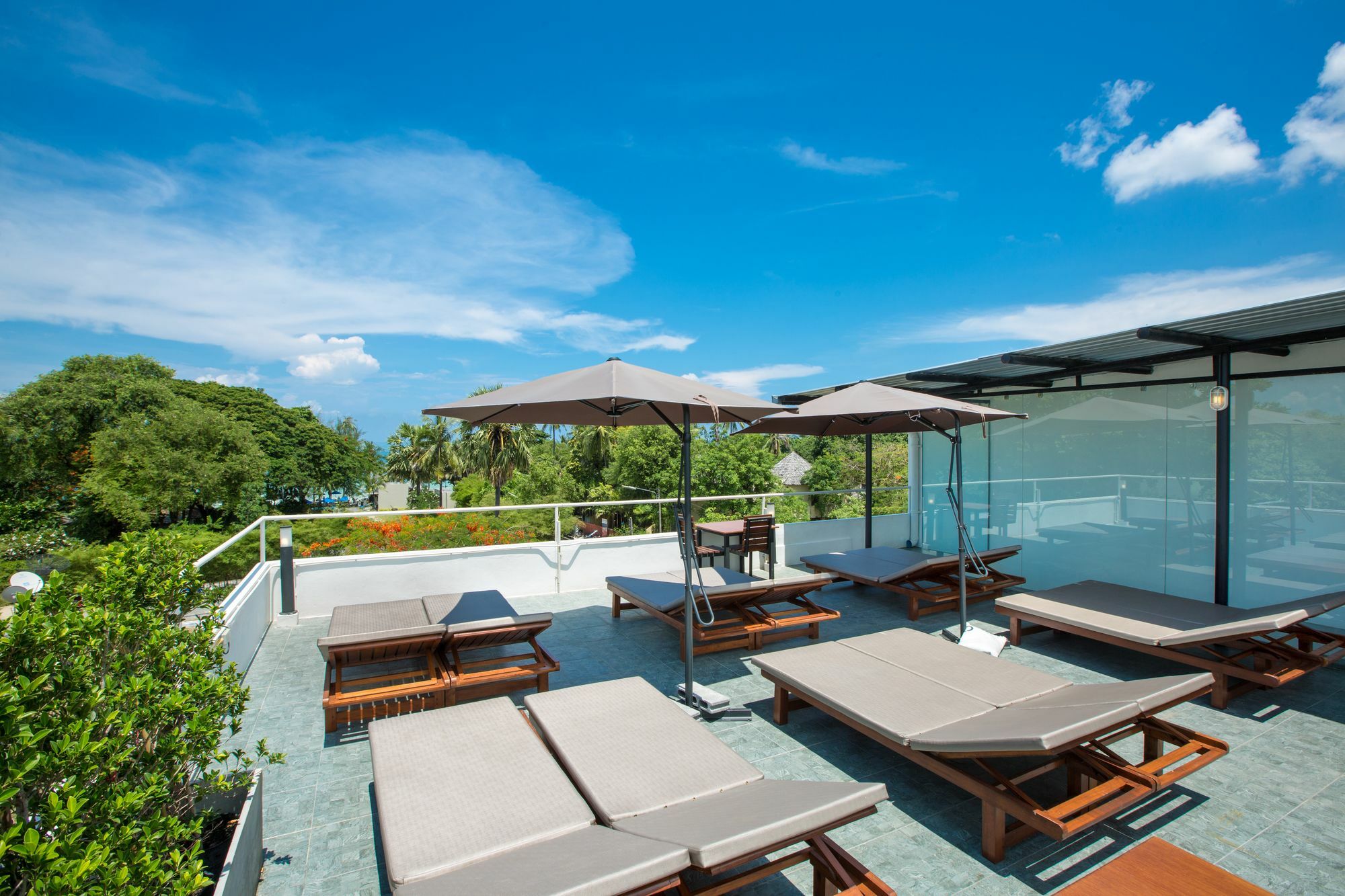 P168 Samui Albergue *